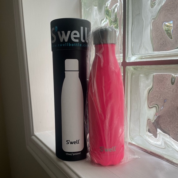 BNIB S’well Insulated Stainless Steel Water Bottle, Bikini Pink - Picture 2 of 6